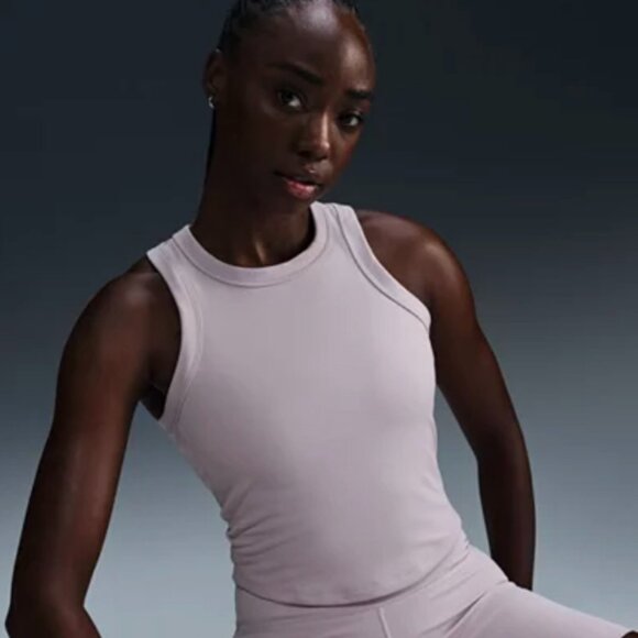 Nike Women's One Fitted Dir-FIT Cropped Tank Top in Light Purple size L NWT - Picture 1 of 5